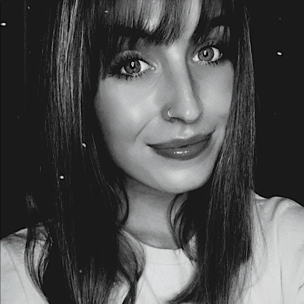 Meet your Posher, Elizah